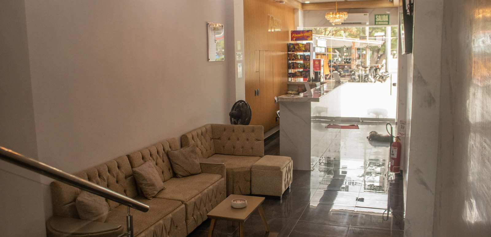 sala recepcion hotel-mall plaza santa marta